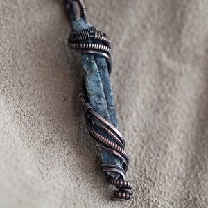 Jewelry | Pendant | Kyanite Stone | Copper